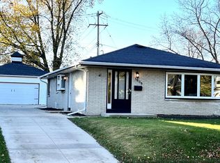 3609 S 88th St, Milwaukee, WI 53228