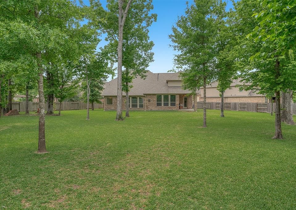 1st image of 142 Kaden Creek Pl