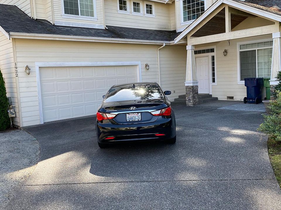 1st image of 1922 152nd St SW