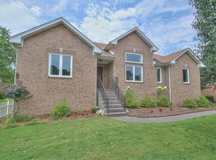 109 Warren Pl, Hendersonville, TN 37075