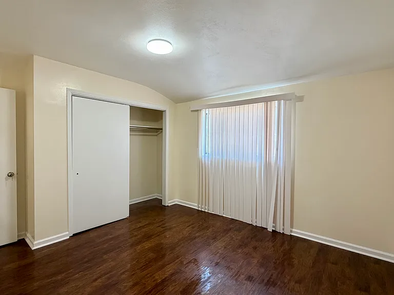 243 Tompkins Ave #2 — Photo 11