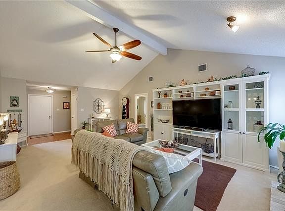 3rd image of 12910 Council Bluff Dr