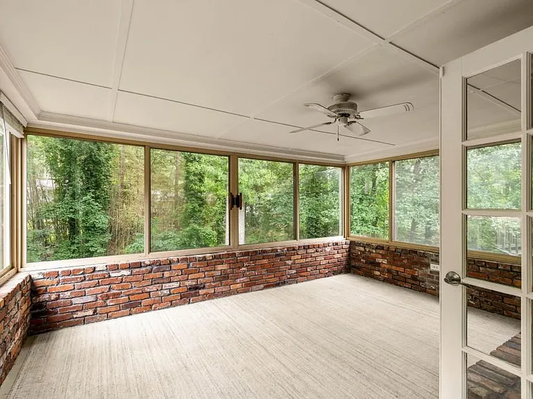 2646 Caladium Dr NE — Photo 10
