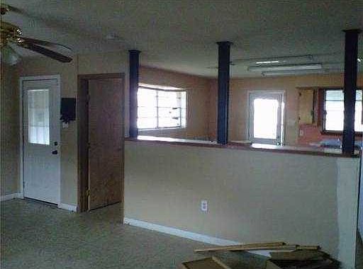 5th image of 11432 Hayne Blvd
