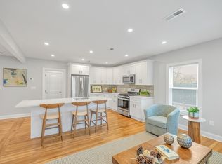 58 Constance Rd FLOOR 2, West Roxbury, MA 02132