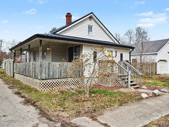 602 Illinois St, Walkerton, IN 46574