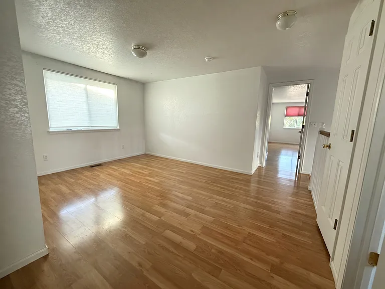 8043 Clay Dr — Photo 7