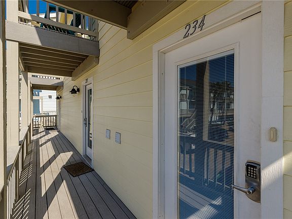 2nd image of 14802 Windward Dr Unit 234