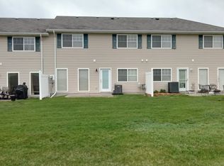 5825 NW 14th Ct, Lincoln, NE 68521