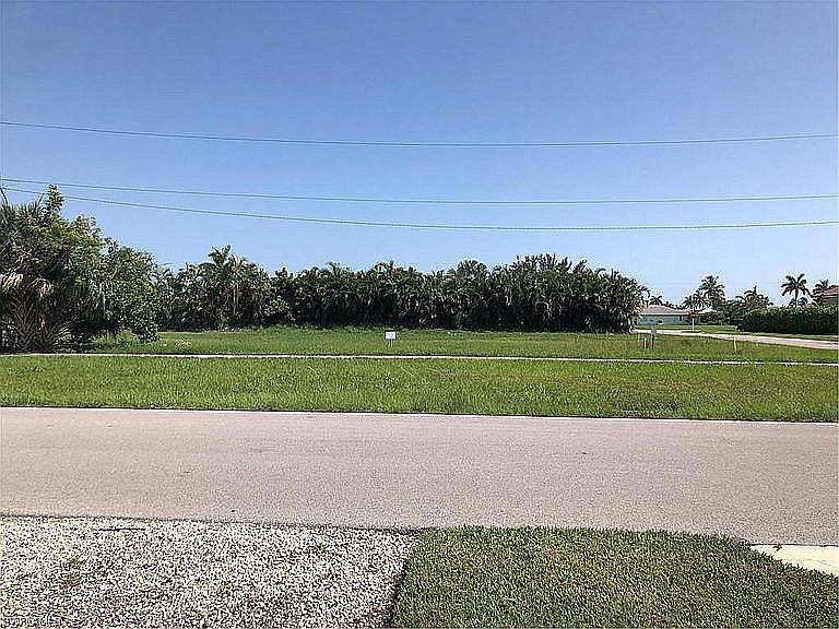 1st image of 1475 Leland Way