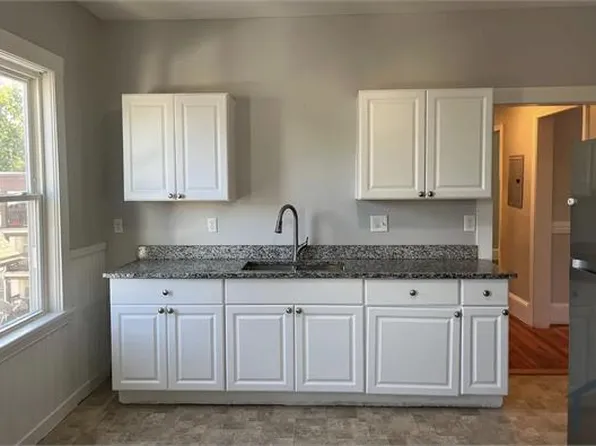 20 Corona St #3, Boston, MA 02124