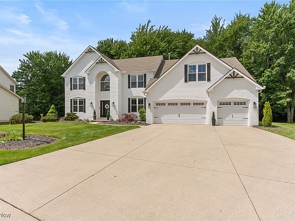 3rd image of 21492 Brookfield Pl