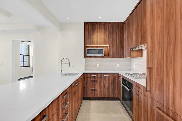 Rented by Douglas Elliman | media 16