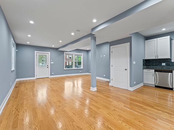 5th image of 5052 W Huron St