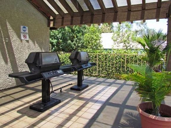 1435 Stanley BBQ Area