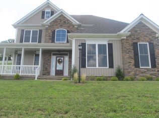 47830 Morningside Dr, Saint Clairsville, OH 43950