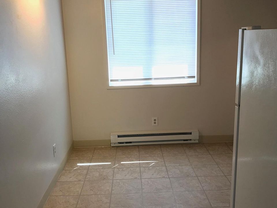 1st image of 614 N 1st Ave