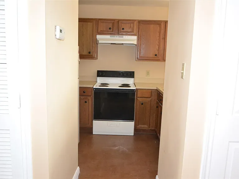 304 Dell Ct #6 — Photo 20