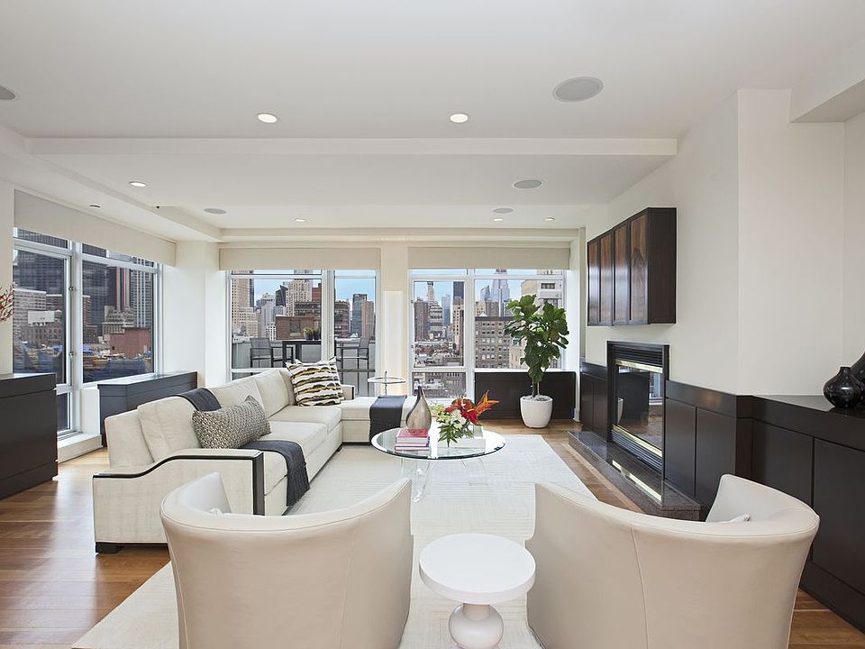 1st image of 426 W 58th St #Penthouse 4