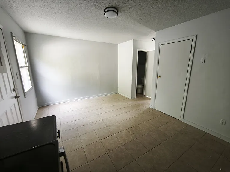 1314 Marne Ave #C — Photo 7