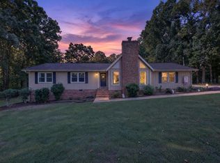 378 Deerfield Dr, Laurens, SC 29360