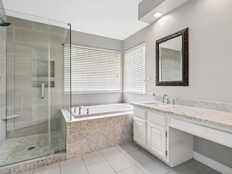 1322 W Forest Dr — Photo 18