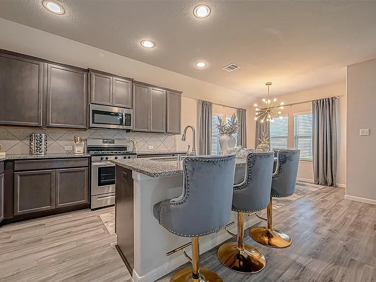 24411 Skytrail Dr — Photo 10