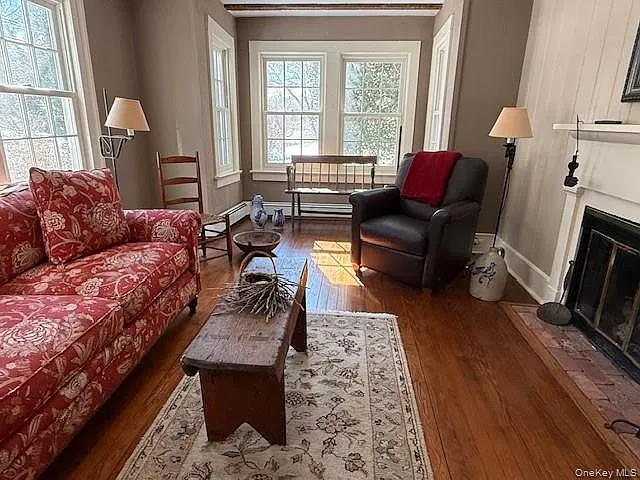 225 Christian Ave — Photo 13