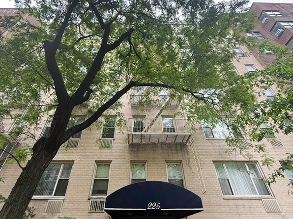 225 East 76th Street 4A image 8 of 9