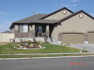5877 S 4500 W, Hooper, UT 84315