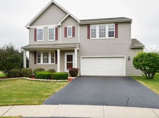 820 Shelter Island Ln, Hampshire, IL 60140