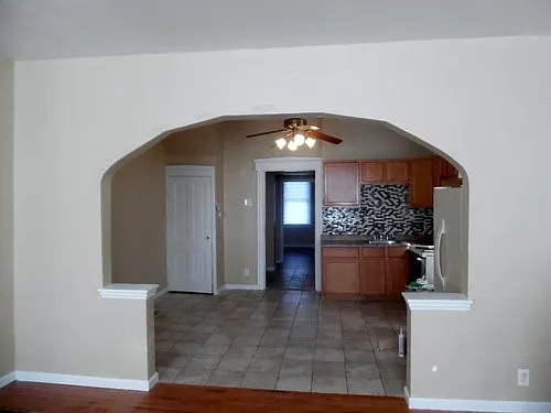 2839 Winnebago St photo 1