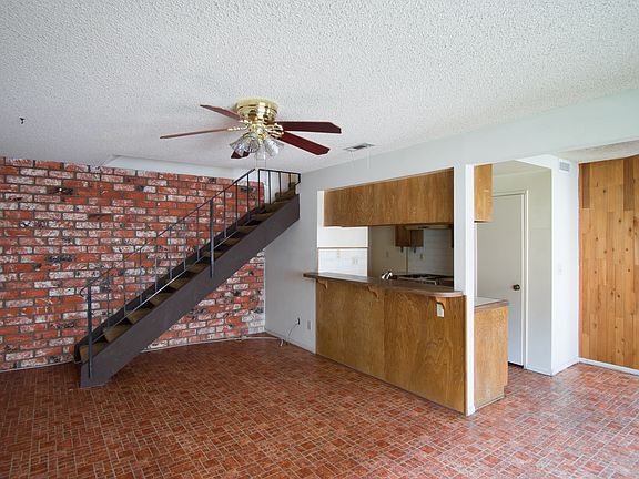 3rd image of 1128 W Calle De Las Estrellas APT 3