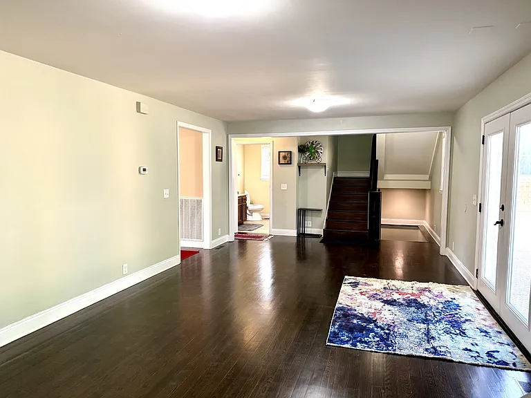 410 Lancaster Ave — Photo 8