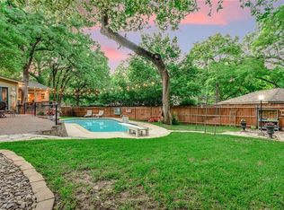 2103 Valleydale Dr, Arlington, TX 76013