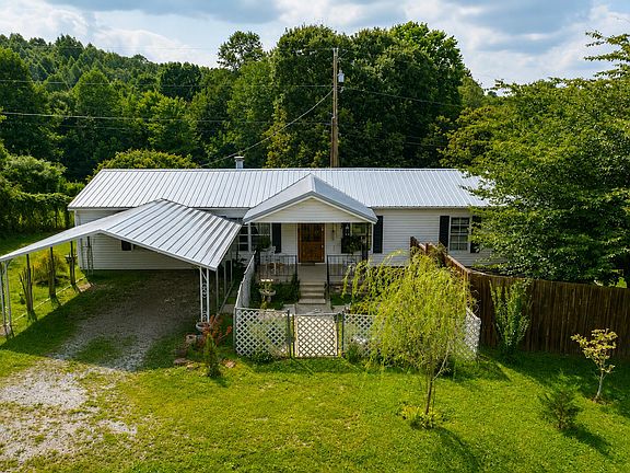 2nd image of 631 Adams Rd