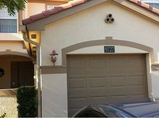 9727 Darlington Pl, Cooper City, FL 33328