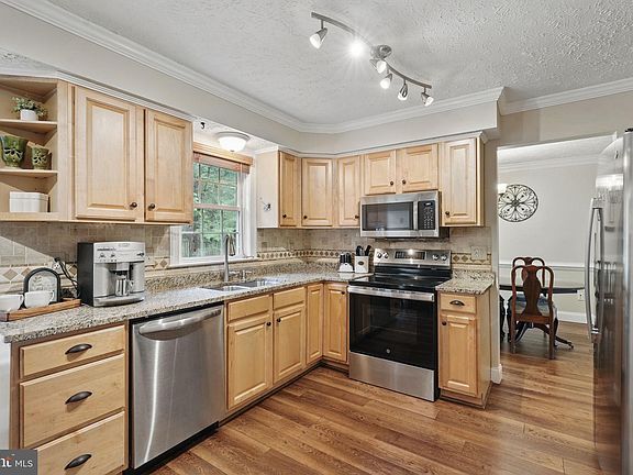 2nd image of 4549 Diehl Ct