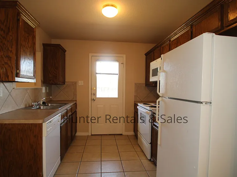 1502A Golden Eagle Ct — Photo 10