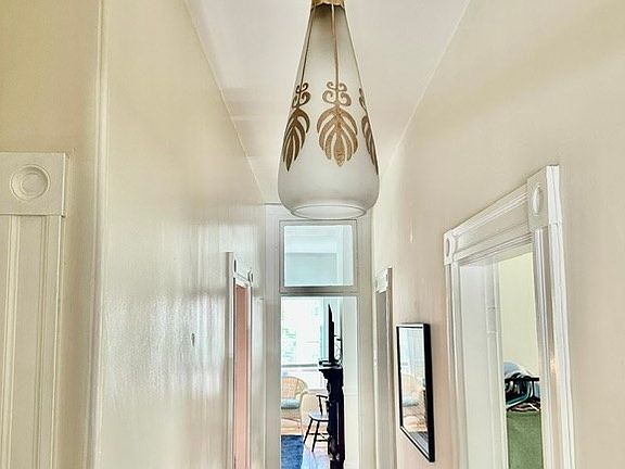 4th image of 59 Monument Ave #1