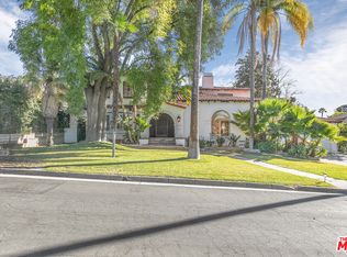 1530 Valley View Rd, Glendale, CA 91202