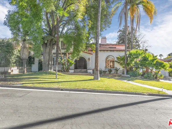 1530 Valley View Rd, Glendale, CA 91202