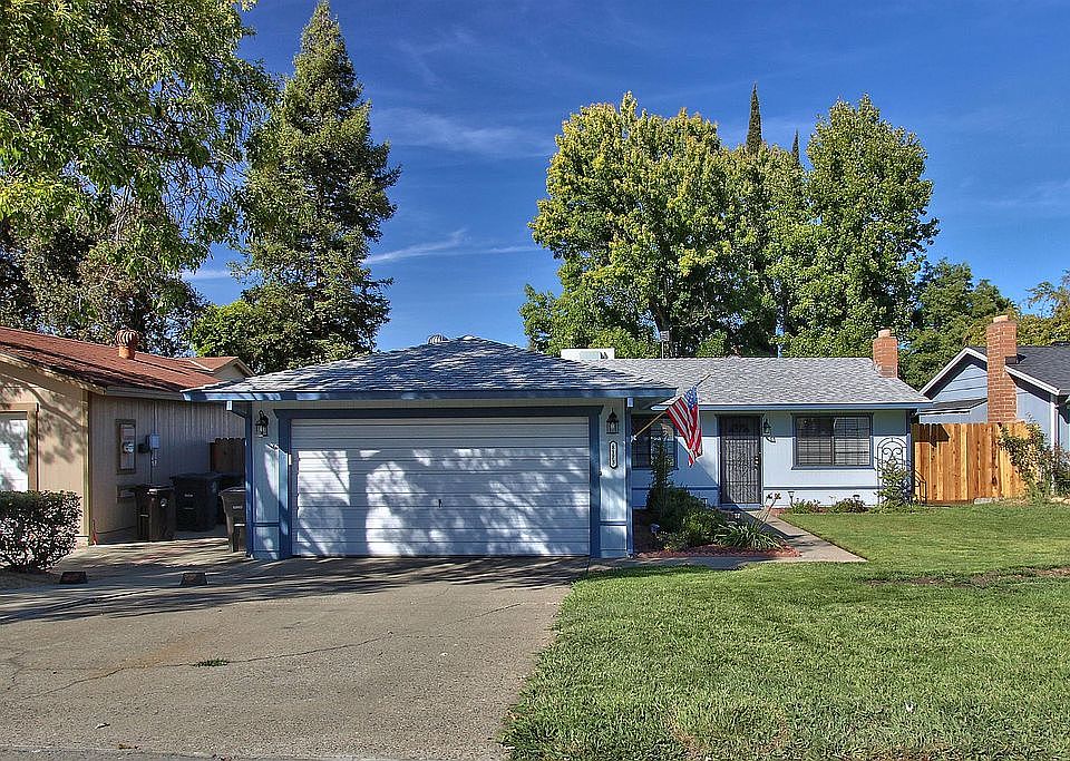 1st image of 8173 Villa Oak Dr