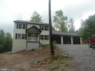 11388 Skyline Dr, Orrstown, PA 17244