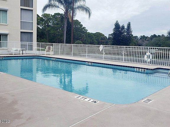 2nd image of 1420 Huntington Ln APT 2201