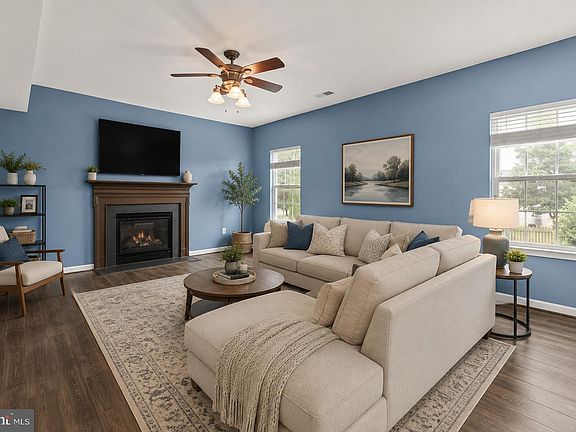 3rd image of 18238 Prestwick Dr