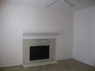 4th image of 803 Mallery St Unit B