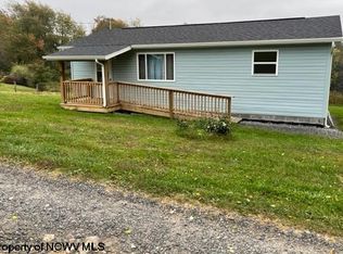 67 Jackson Dr, Tunnelton, WV 26444