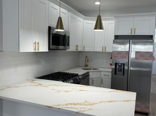653 S 19th St FLOOR 2, Newark, NJ 07103