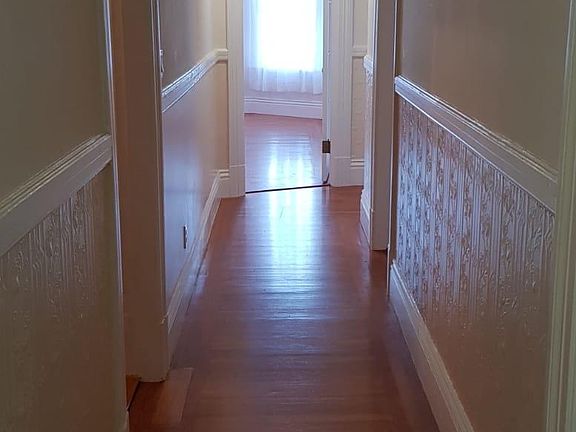 4th image of 1256 Page St APT 3